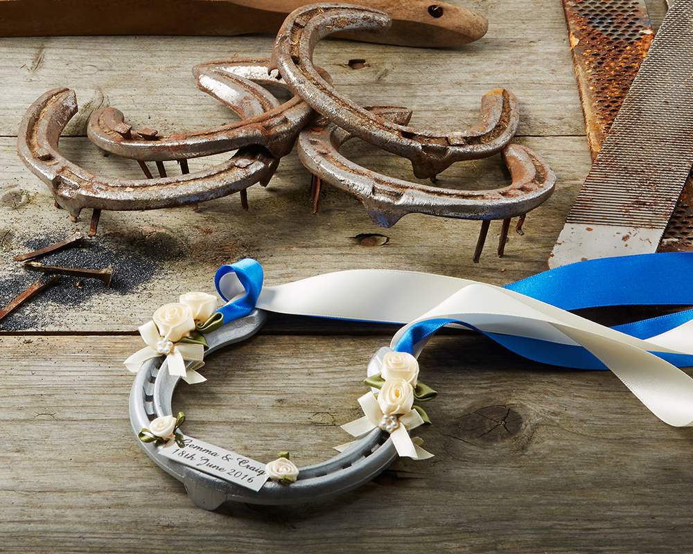 Double Ribbon Wedding Horseshoe WeddingHorseShoes